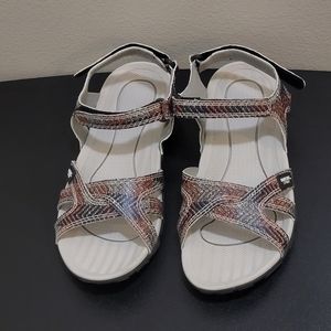 Muk Luks Sport Multicolor Hook Loop Faux Leather Sandals Women's 8.5‎